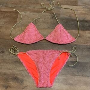Vintage Rare Victorias Secret Knitted Crochet pink & gold metallic Bikini Set s